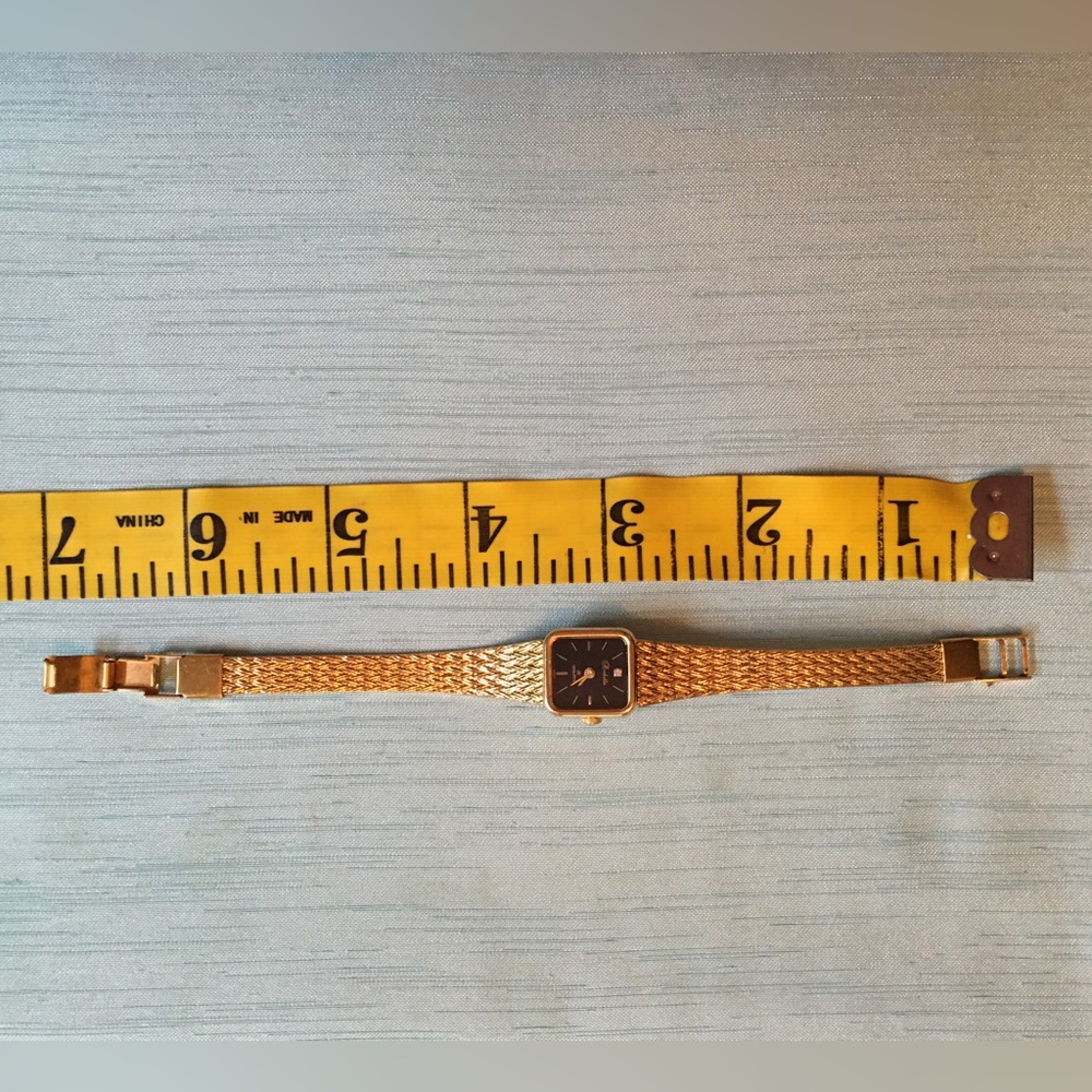 Watch - Picture 2 of 9